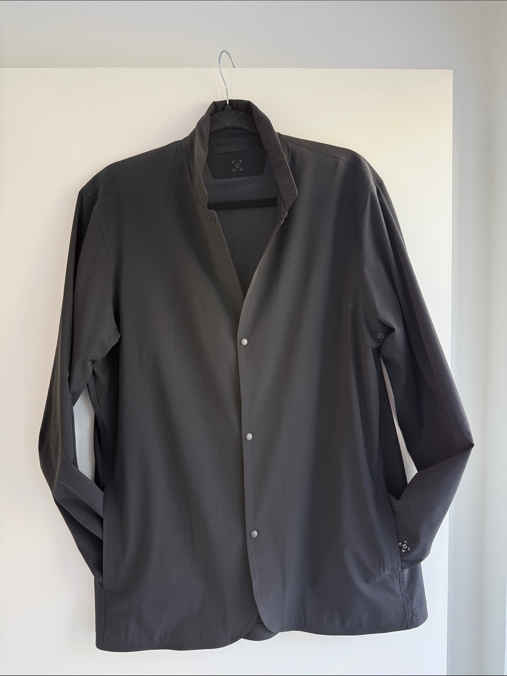 Lululemon Men’s Black Technical Snap Front Jacket Size L